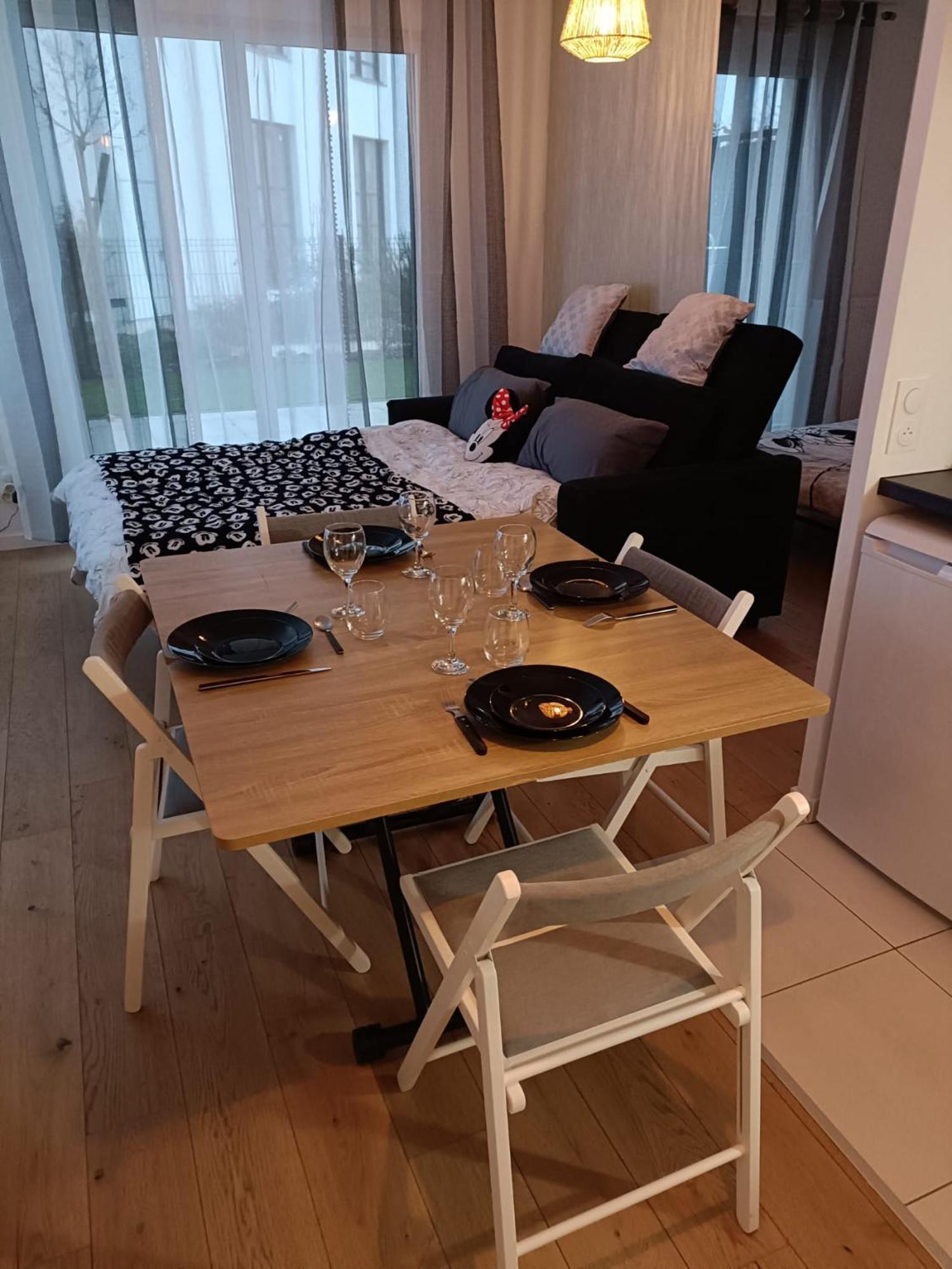 Disney - Paris 5 Min De Disney - Pk Prive Gratuit - 4 Personnes - Terrasse Jardin Chessy  Exterior foto